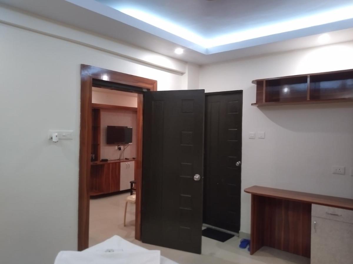 La Platina Premium Suites, Near Puri Sea Beach מראה חיצוני תמונה