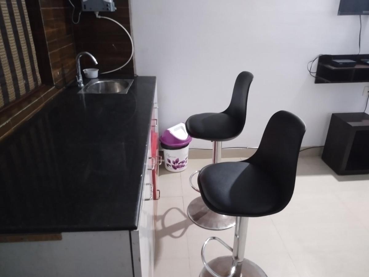 La Platina Premium Suites, Near Puri Sea Beach מראה חיצוני תמונה