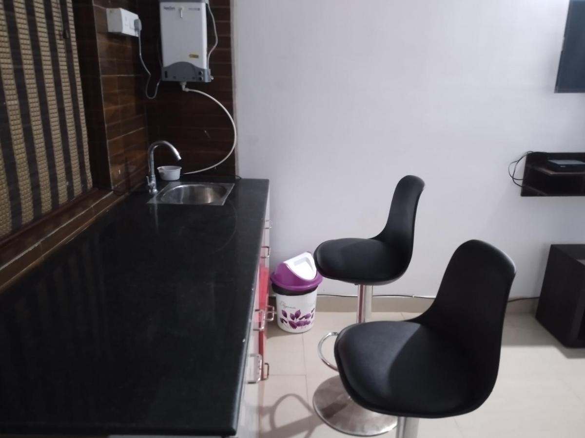 La Platina Premium Suites, Near Puri Sea Beach מראה חיצוני תמונה